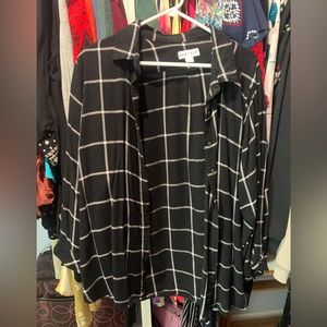 Black and White Plaid Top